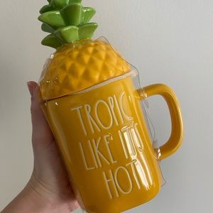 Rae Dunn TROPIC LIKE ITS HOT Mug